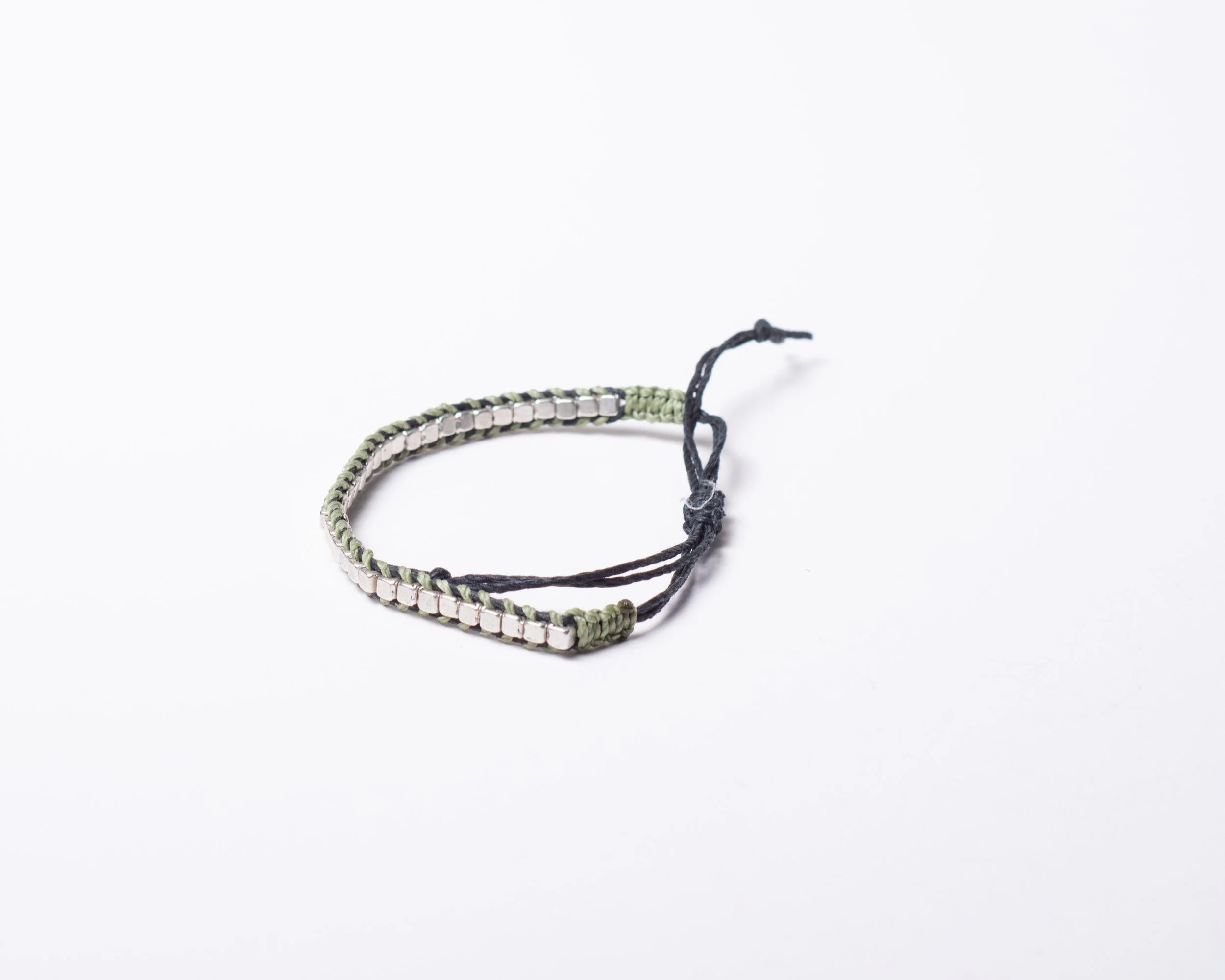 c*e様 neighborhood braiding bracelet 2個セッ Cubed Square Knot Bracelet — Mi Esperanza